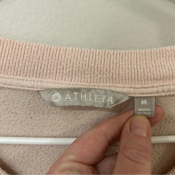 Athleta Women’s Light Pink Crewneck Pullover Long Sleeve Sweatshirt Size Medium - Picture 2 of 5